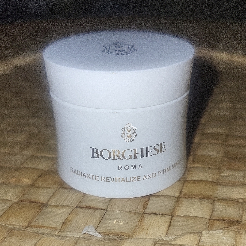 Borghese White Radiant Revitalize and Firm Mask
